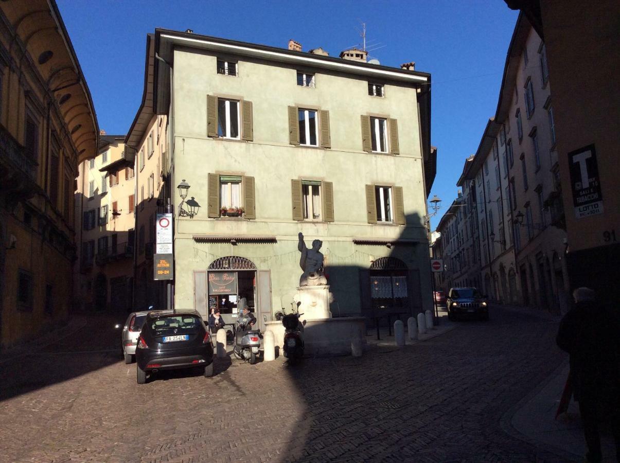 Apartamento Accademia Deluxe Bérgamo Exterior foto